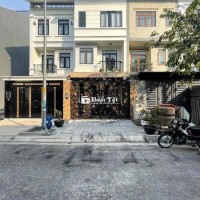 NHÀ 2 LẦU SÂN THƯỢNG, SÂN ĐẬU OTO, 5PN 5WC Ở + VĂN PHÒNG ONLINE