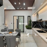 Cần Bán Nhà 3 Tầng 3 Mê Full Nội Thất Cao Cấp Mặt Tiền Hoà Minh