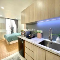 Căn hộ ban công tách bếp gần Vạn Hạnh mall, trường HUFLIT