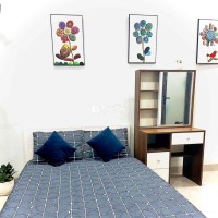 Cho thuê tầng trệt nhà phố Manhattan - Full nội thất, miễn phí gửi xe