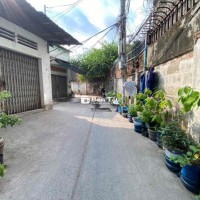 Hẻm gần Tân Sơn Nhì 5.2x13, 2 lầu đúc, 6.5 tỷ