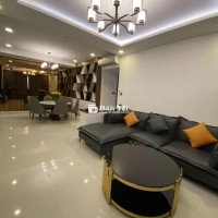 Căn hộ Vinhomes Golden River Bason 2 phòng ngủ 72m2 nội thất hiện đại