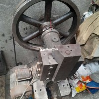 em kẹt tiền cần bán máy dập oc 6tận