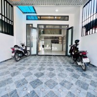 Bán gấp nhà gác lửng đúc kiên cố sân xe hơi ngay ngã 3 đường Đồng Khởi