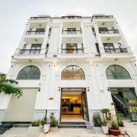 🔥🔥🔥 NHÀ ĐẸP - XE HƠI CHẠY THÔNG - KẾ PHÚ MỸ HƯNG 🔥🔥🔥