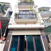 Cần bán nhà phố Quang Tiến, ô tô qua nhà, gần Đại lộ Thăng Long