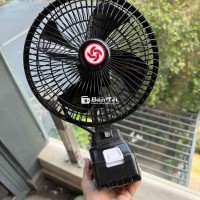 Quạt Tích Điện Sử Dụng Pin , Có Tuốc Năng Đảo Chiề