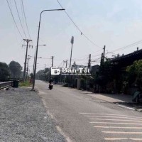 Bán gấp lô đất MT đường nhựa, ngay trung tâm, giá rẻ, tại Bình Dương