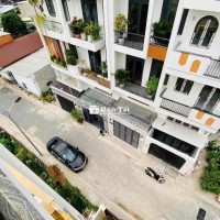 SIÊU PHẨM NHÀ MỚI XÂY GẦN EMART 2 – HẺM 6M Ô TÔ – FULL NỘI THẤT CAO CẤP