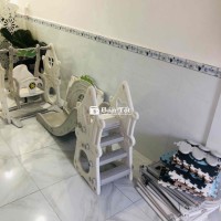 Quây nhựa cho bé