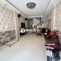 Cho thuê nhà đầy đủ nội thất DT 4,5x20.