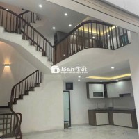 NHÀ NGÕ, HẺM 37M2, 3 NGỦ, 5 TẦNG NGỌC HỒI THANH TRÌ