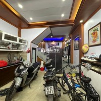 Cần bán nhà Mỹ Đình 36m² 4 tầng, lô góc, nội thất đẹp, ngõ thông