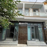 BÁN NHÀ 1 TRỆT 1 LẦU, 80M2, NGAY TRUNG TÂM!