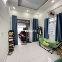 BÁN CĂN NHÀ LÔ GÓC 2 MẶT TIỀN, THÔNG XE HƠI QUAY ĐẦU!