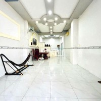 Cho Thuê Nhà Trệt 2 Lầu 5 Phòng Ngủ KDC Hồng Loan - Chỉ 10 Triệu/Tháng!