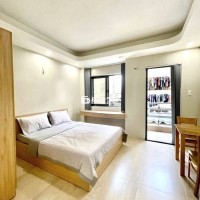 Căn hộ 25m2, có ban công, cửa sổ thoáng ngay chợ Bến Thành, Quận 1  