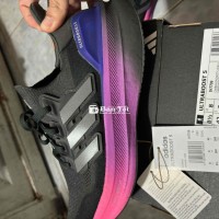 Ultraboost 5 Size 42 (8UK) - Như Mới!
