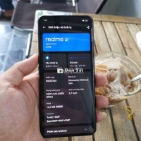 Realme GT Neo 3 12/256 dimen 8100 zin 100%