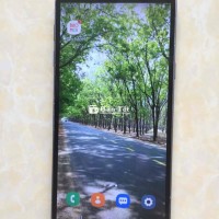 Cần bán Samsung J6 - Máy đẹp, đủ chức năng, giá tốt  
