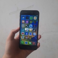 Cần bán gấp iPhone 8 64GB Quốc tế