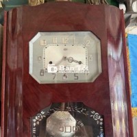 Đồng hồ xem giờ nghe nhạc