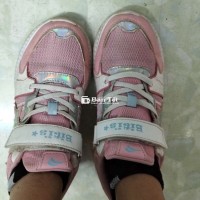 Gùay thể thao Bitis mới 70% size 37