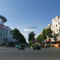Bán nhà Gò Vấp, hẻm xe hơi Lê Đức Thọ, giá hơn 8 tỷ