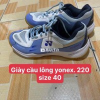 Giày yonex size 40