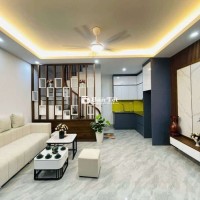 VIP nhà mới đẹp Tân Mai vị trí siêu đỉnh ngõ thông gần ô tô