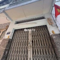 Nhỉnh 1 tỷ có nhà 2 tầng ngay trung tâm Tân Phú