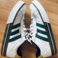 Bán đôi Adidas real siz43 chân 42 mang vừa