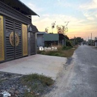 Nhà mặt tiền Trường Chinh, vô ở ngay!