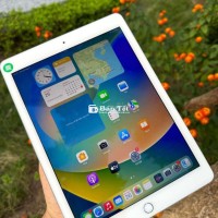 iPad Gen 6 32gb 4g wifi white máy ok , full c