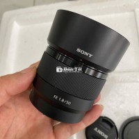 Ống kính SONY FE 50mm F/1.8 rất mới full-frame