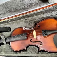 con du học muốn nhượng lại violin