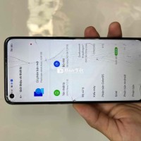 Xác  oppo reno 7z 5g màn lô nứt kính xài full