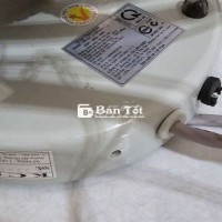 2 cây quạt treo dọn nhà tháo xuống