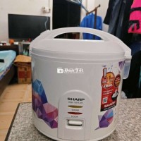 Nồi cơm Sharp 1.8L như mới, bảo hành dài