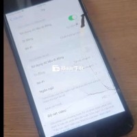 Bán cái màn hình 7 plus zin nứt kính