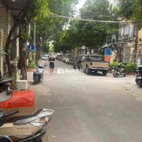 Nhà mặt tiền Nguyễn Văn Huyên, 71m2, vỉa hè, kinh doanh sầm uất  