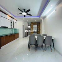 Bán nhà Thuỵ Phương, 43m², 5 tầng, thang máy, ô tô vào nhà, giá tốt!