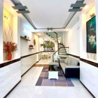 Bán nhà Trần Khát Chân 70m2 nhà mới oto qua nhà kinh doanh tốt 13.8 tỷ