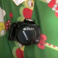 Cần bán Canon 400 zin áp full pk