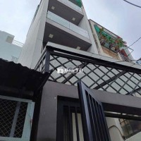 Nhà Dương Bá Trạc P1Q8, Dt 3,5x10 3lầu 5PN SHR giá chỉ 4tỷ9.