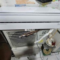Điều hoà Electrolux 12000 BTU Inverter 1 chiều - Giá rẻ bất ngờ!