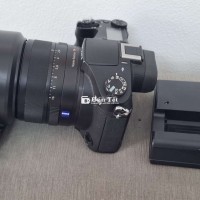 Sony RX10 - 25-200 f2.8