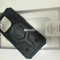 Cần thanh lý UAG 14pro và Spigen ip 15prm