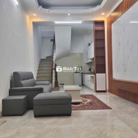 SIÊU PHẨM ĐỐNG ĐA - Ô TÔ ĐỖ CỬA - 30M RA PHỐ - GẦN HỒ - Ở HAY KINH DOANH CŨNG ĐỀU ĐỈNH