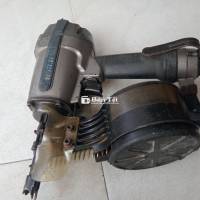 Sún bắn đinh cuộn Makita bãi nhật